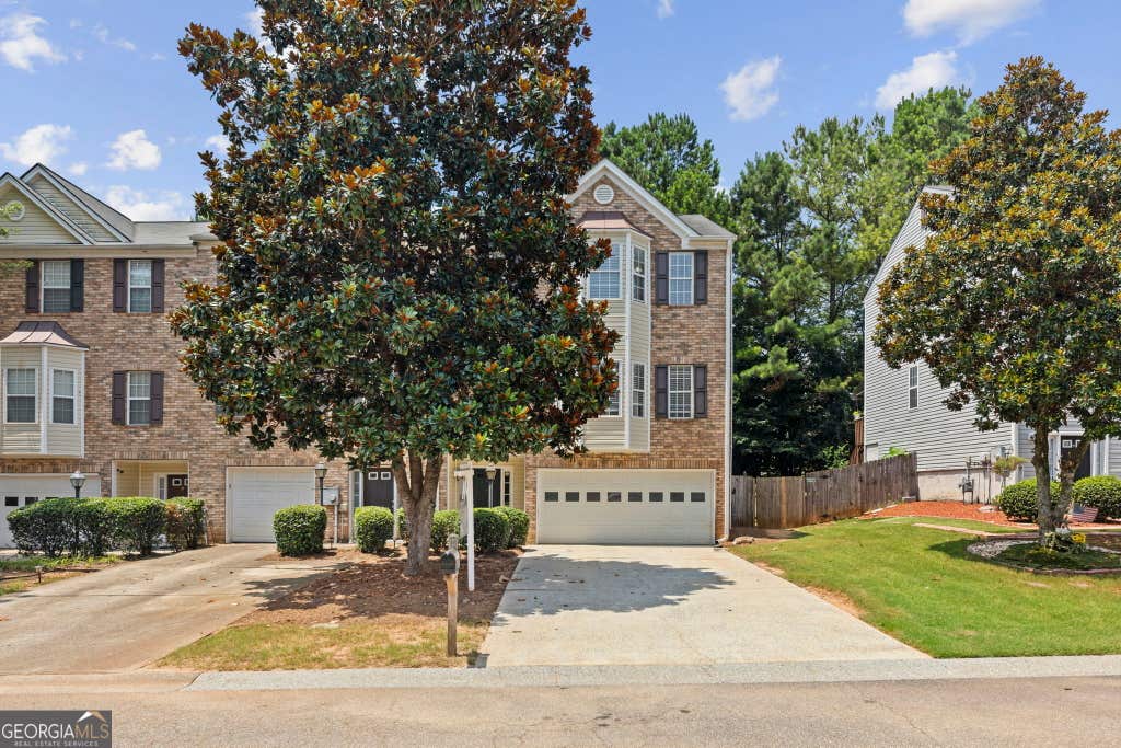 Photo of 2507 Stonegate Drive NW, Acworth, GA 30101 (MLS # 10798754)