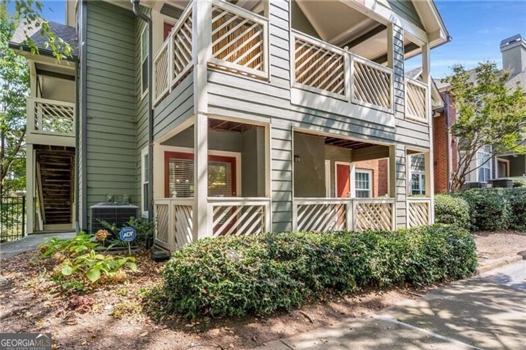 Photo of 668 Mcgill Place NE, Atlanta, GA 30312 (MLS # 10667212)