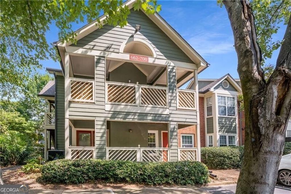 Photo of 668 Mcgill Place NE, Atlanta, GA 30312 (MLS # 10667212)