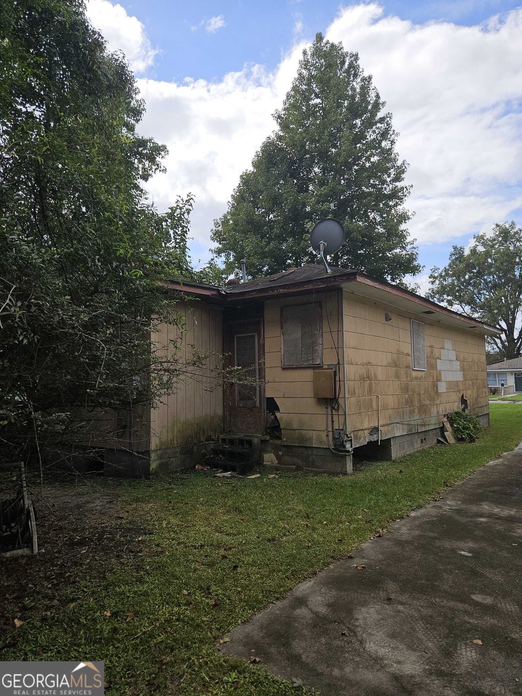 106 Gordon ST
