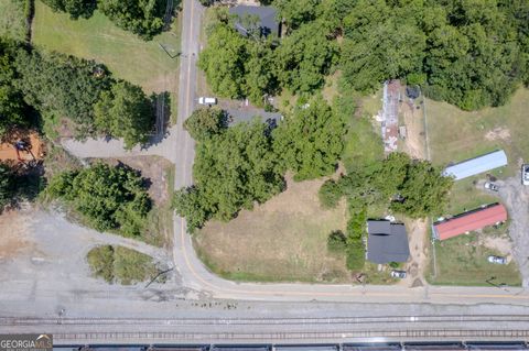 258 W North Central AVE Tennille GA 31089
