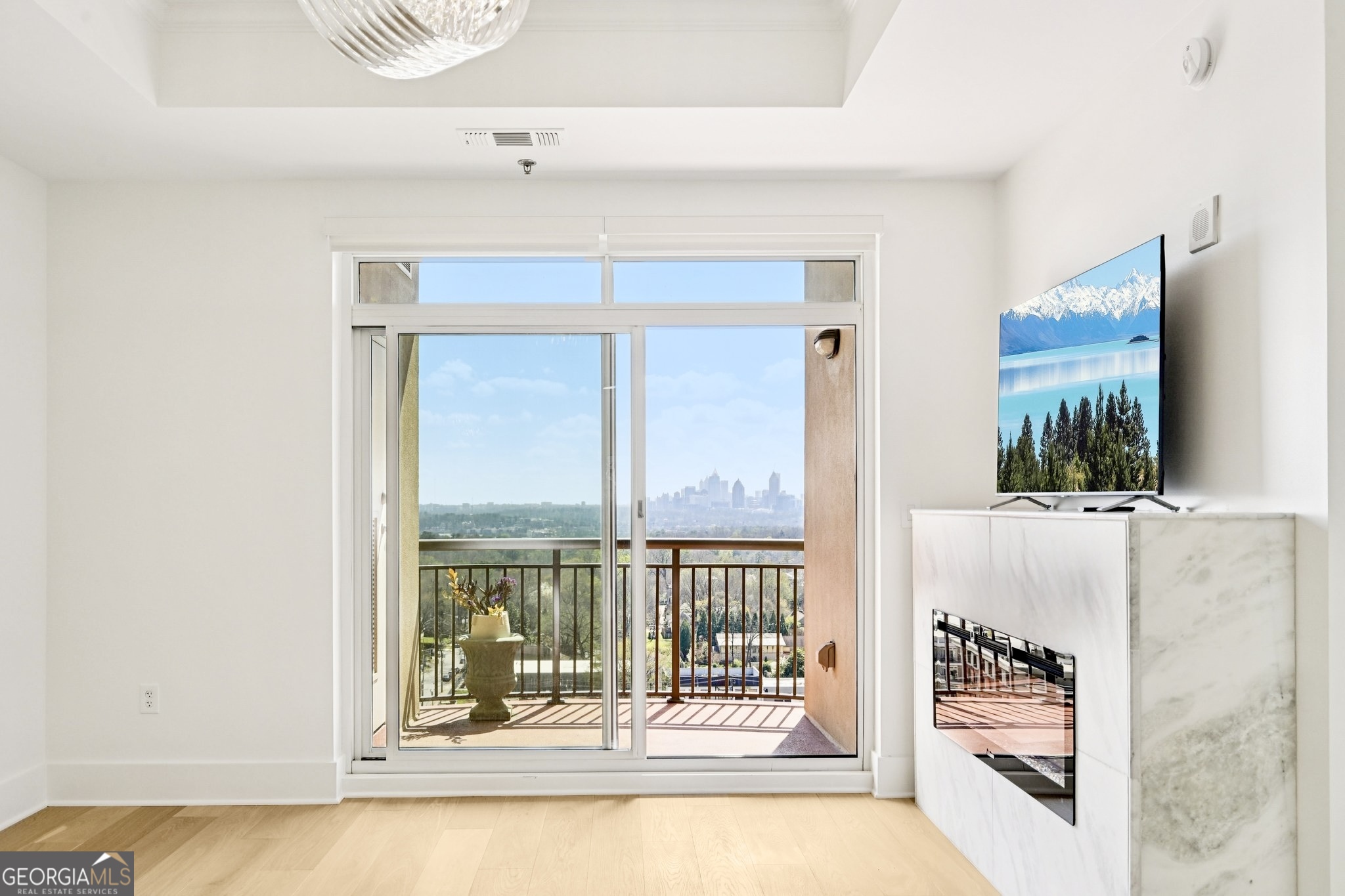 325 E Paces Ferry RD NE APT 1607