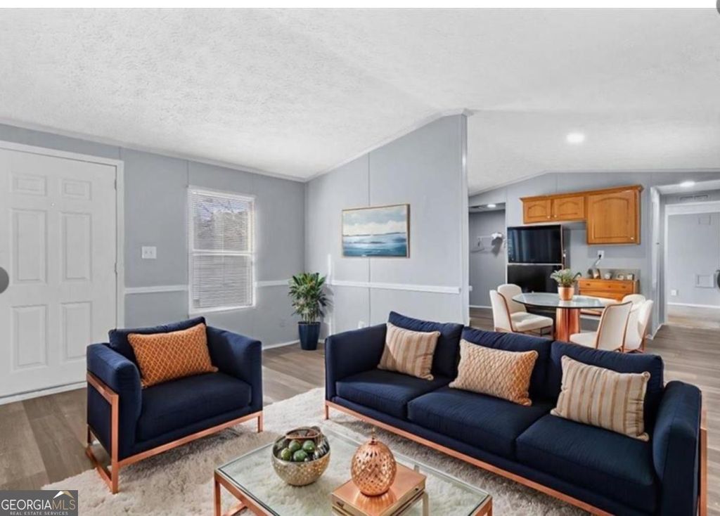 Photo of 204 Fleetwood Dr, Fayetteville, GA 30214 (MLS # 10685341)