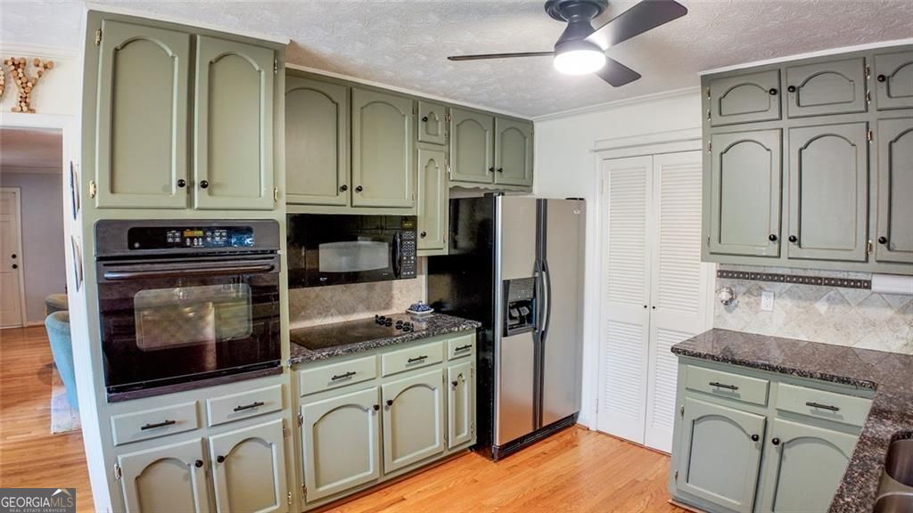 Photo of 1220 Heritage Hills Circle, Snellville, GA 30078 (MLS # 10719021)