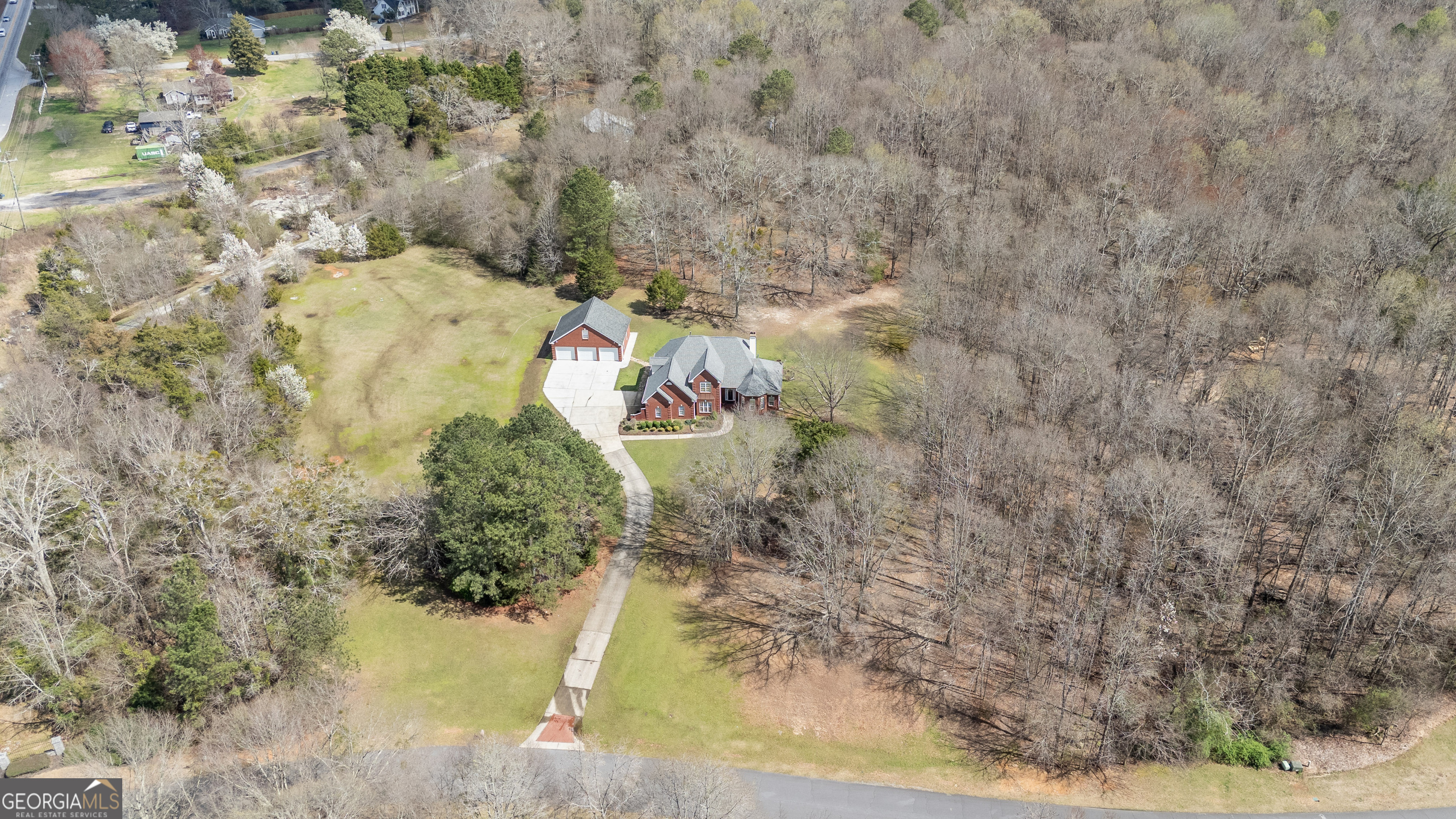 2101 NE Indian Shoals DR