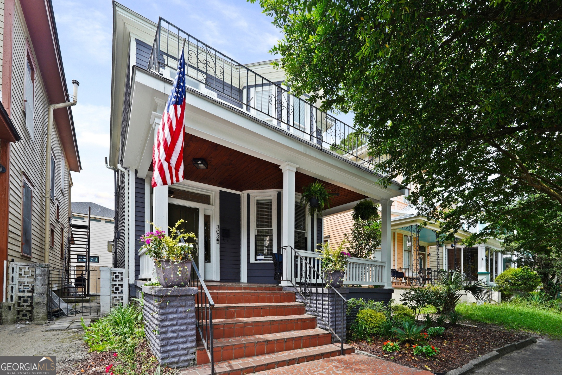 303 W 39Th ST