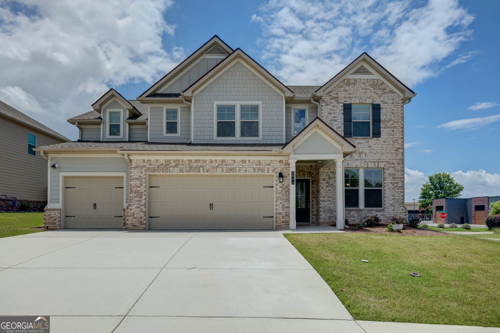 Photo of 2000 Carolyn Dixon Way, Fayetteville, GA 30214 (MLS # 10794563)