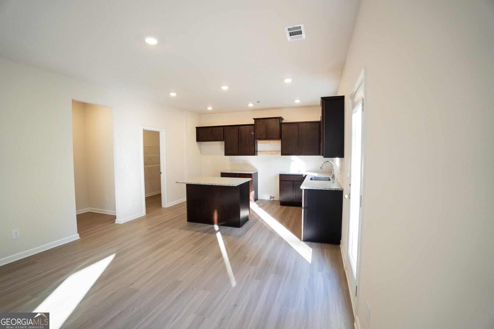 302 River Run DR 74