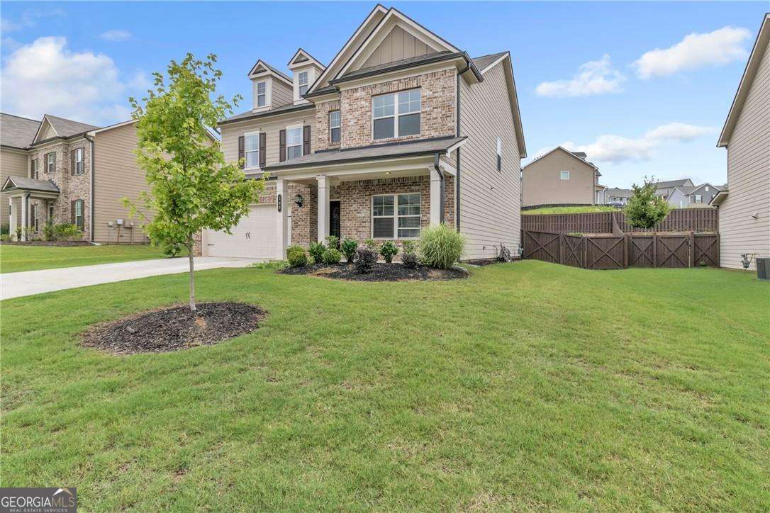 109 Logan Pass DR