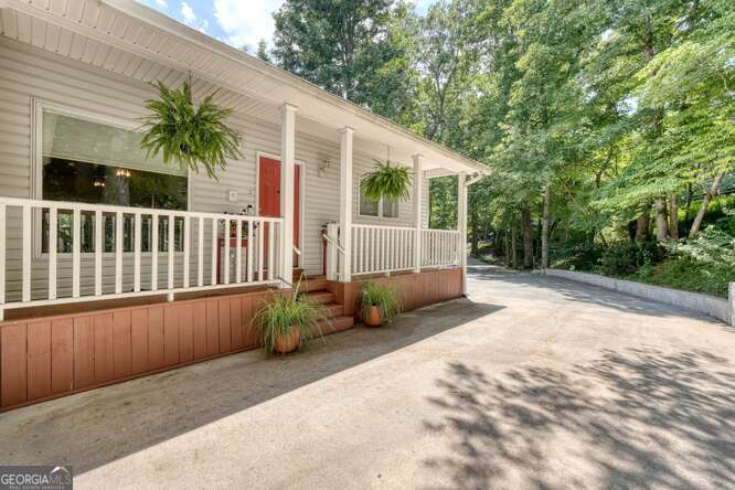 1215 Blue Ridge HWY