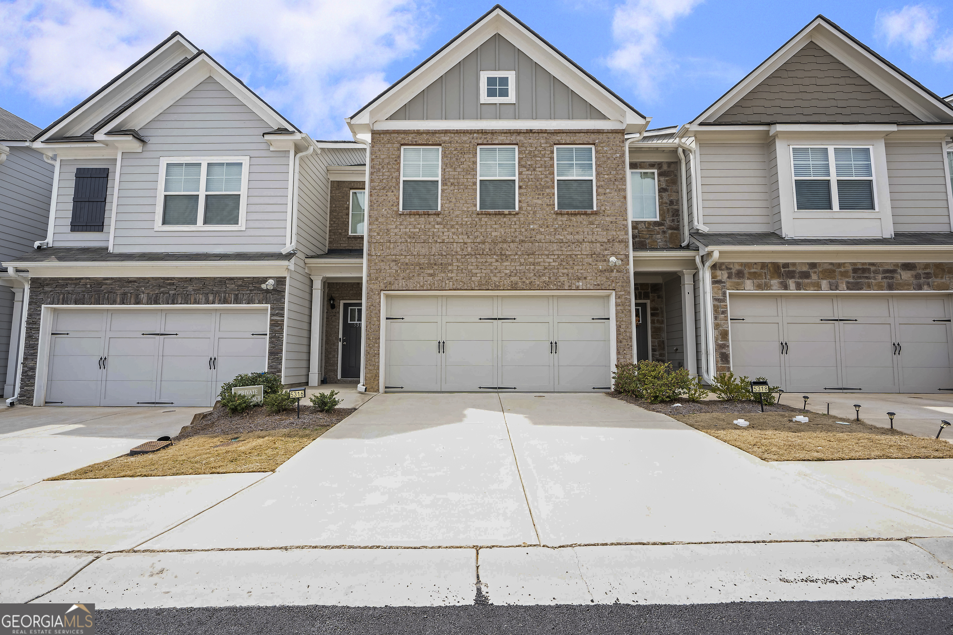 Clubhouse, pool, tennis court, less than 15 mins from ATL airport, no rental restriction. Welcome to your dream home in the desirable Renaissance at South Park community. This beautiful brick townhouse built in 2022 offer 3 bedroom, 2.5 bathroom.This Open Floor-plan features large kitchen with granite island, countertops, and tiled backsplash. Decorative columns separate dining room and living area. Grill outdoors on your patio with enclosed privacy fence. Upstair feature a large loft area that can be use as an office/ gaming area. Master bath featuring dual vanities, tile flooring, & separate shower and tub. You'll enjoy exceptional amenities including a pool, tennis courts, and a clubhouse for social gatherings. HOA cover ground maintenance, exterior maintenance, club house, tennis court, pool, termite bond and common area. You won't want to miss out on this opportunity.