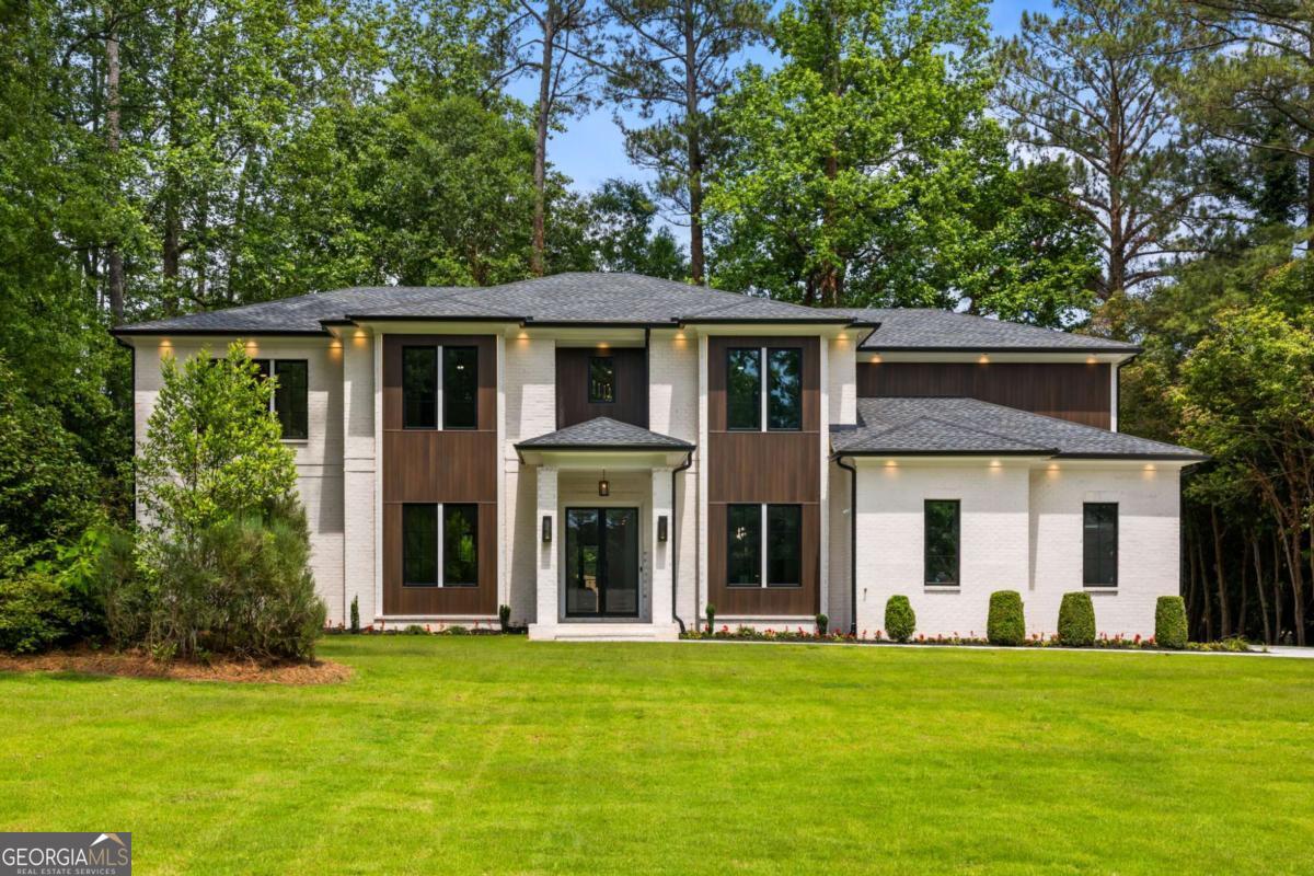 942 fairfield DR