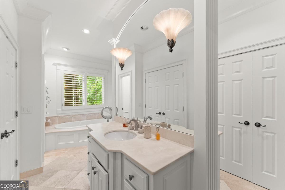 Atlanta Country Club - Residential