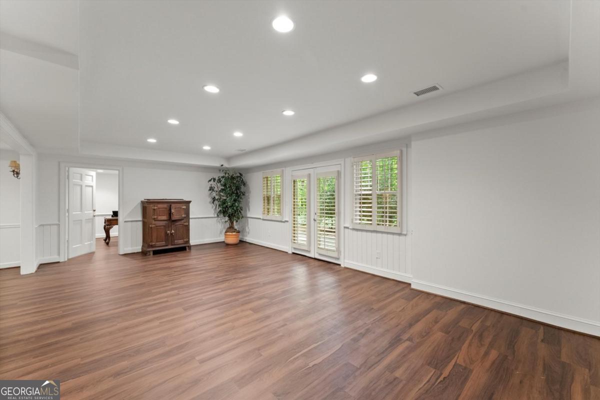 Atlanta Country Club - Residential