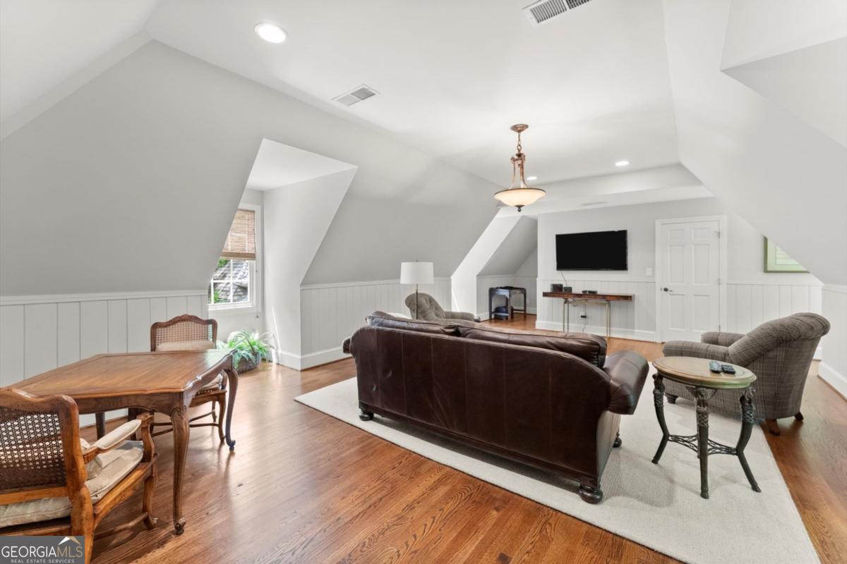 Atlanta Country Club - Residential
