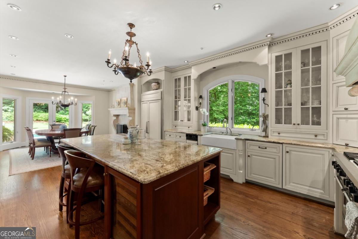 Atlanta Country Club - Residential