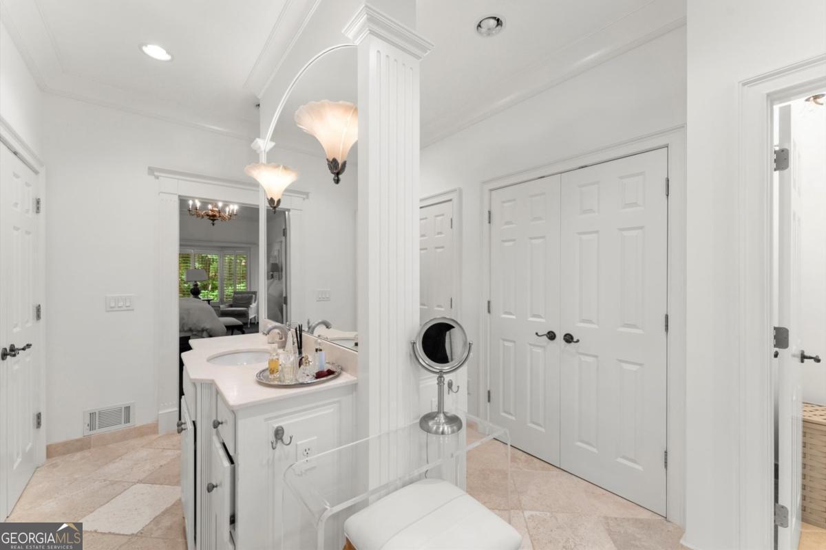 Atlanta Country Club - Residential