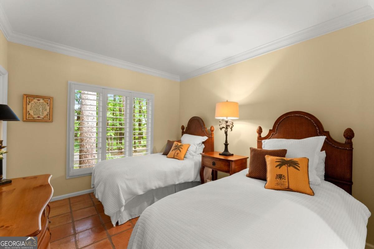 Atlanta Country Club - Residential