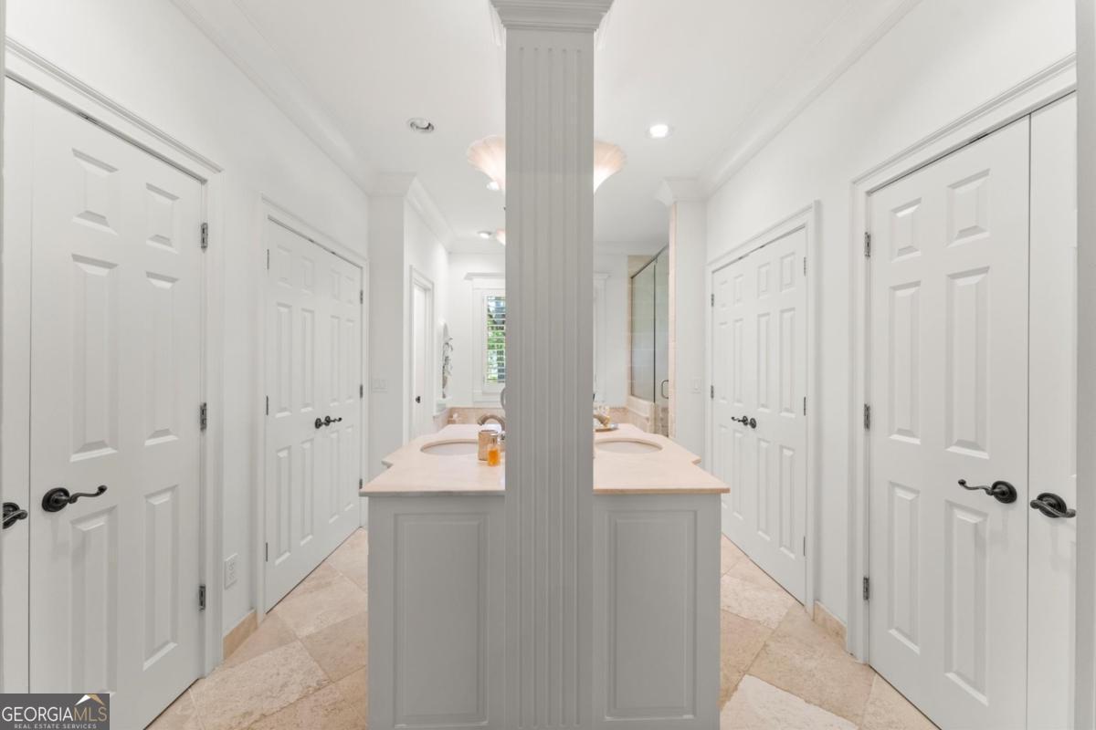 Atlanta Country Club - Residential
