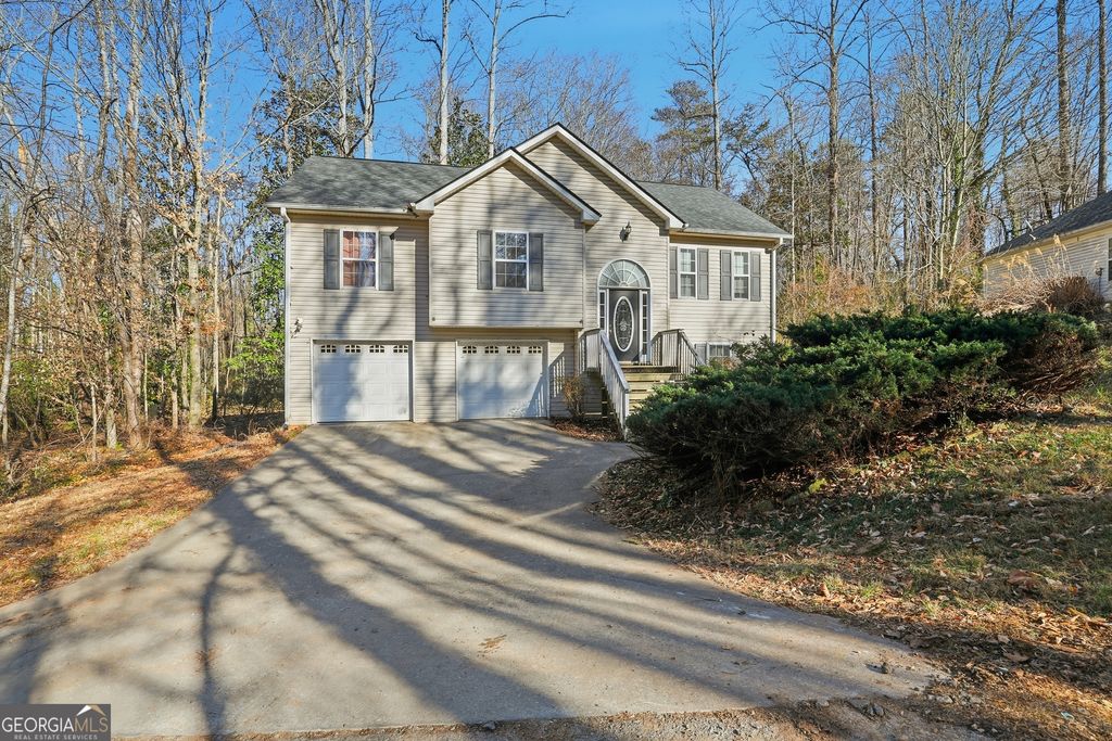 Photo of 139 Mountain Overlook Drive, Cleveland, GA 30528 (MLS # 10676977)