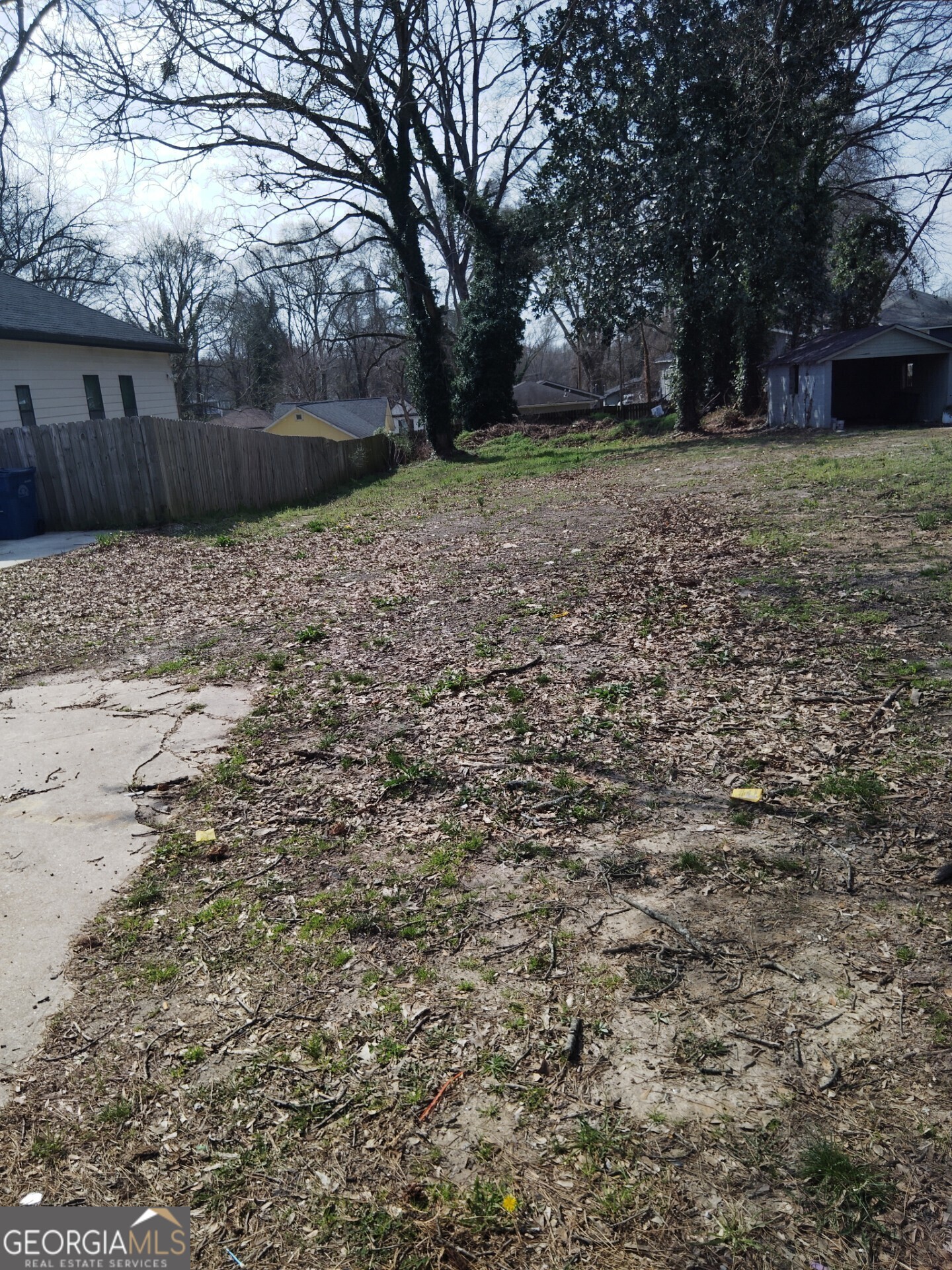 2146 M L King Jr DR SW