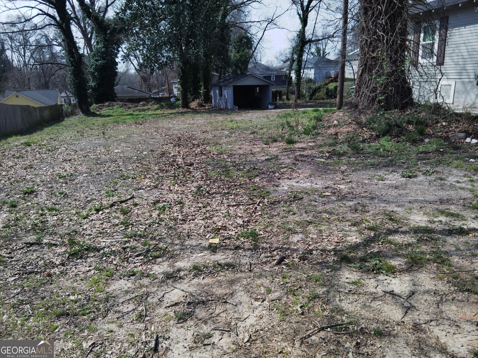 2146 M L King Jr DR SW