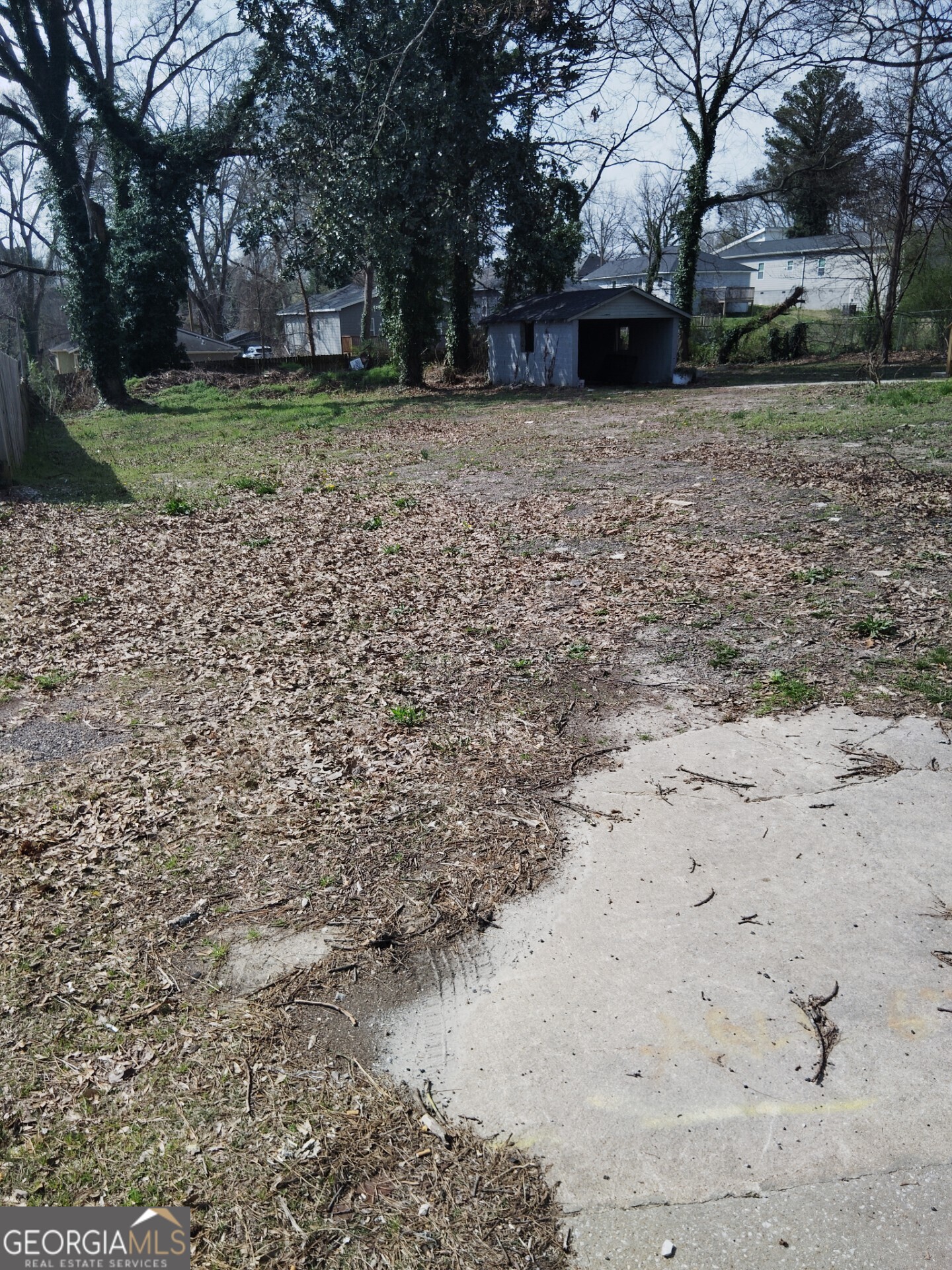 2146 M L King Jr DR SW