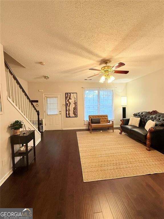 2290 Whitestone PL
