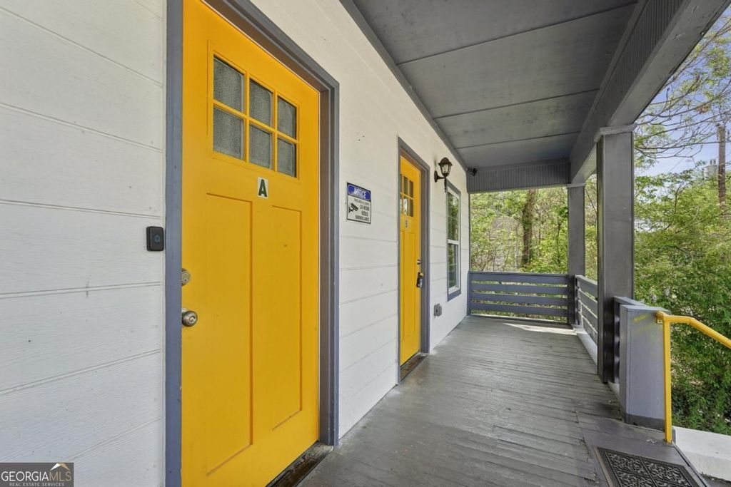 Photo of 862 Mitchell Street SW, Atlanta, GA 30314 (MLS # 10726577)