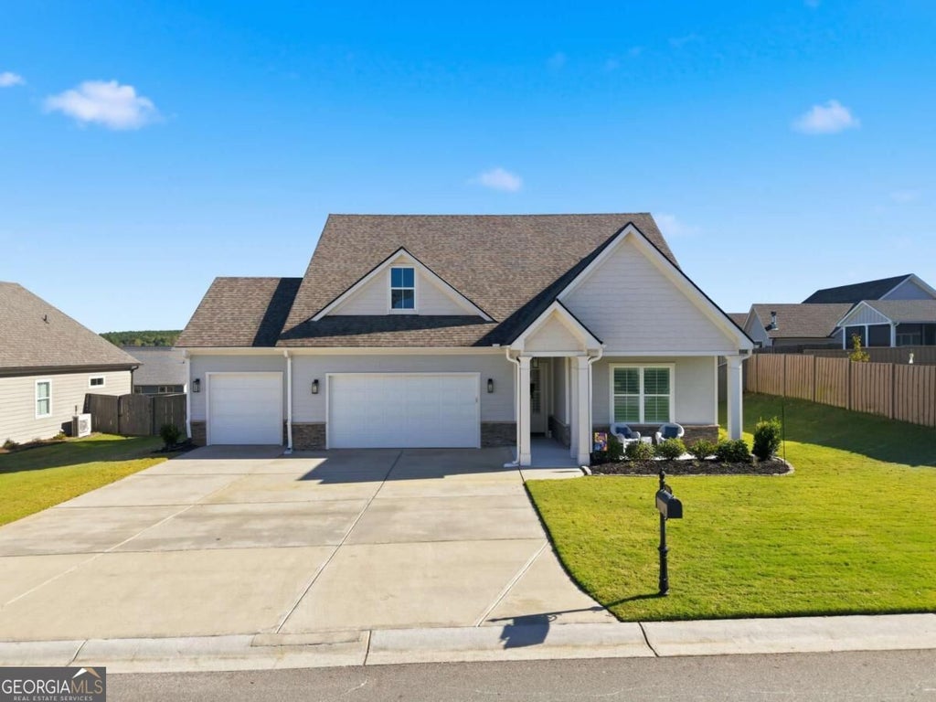 Photo of 110 Applewood Way, Homer, GA 30547 (MLS # 10877322)