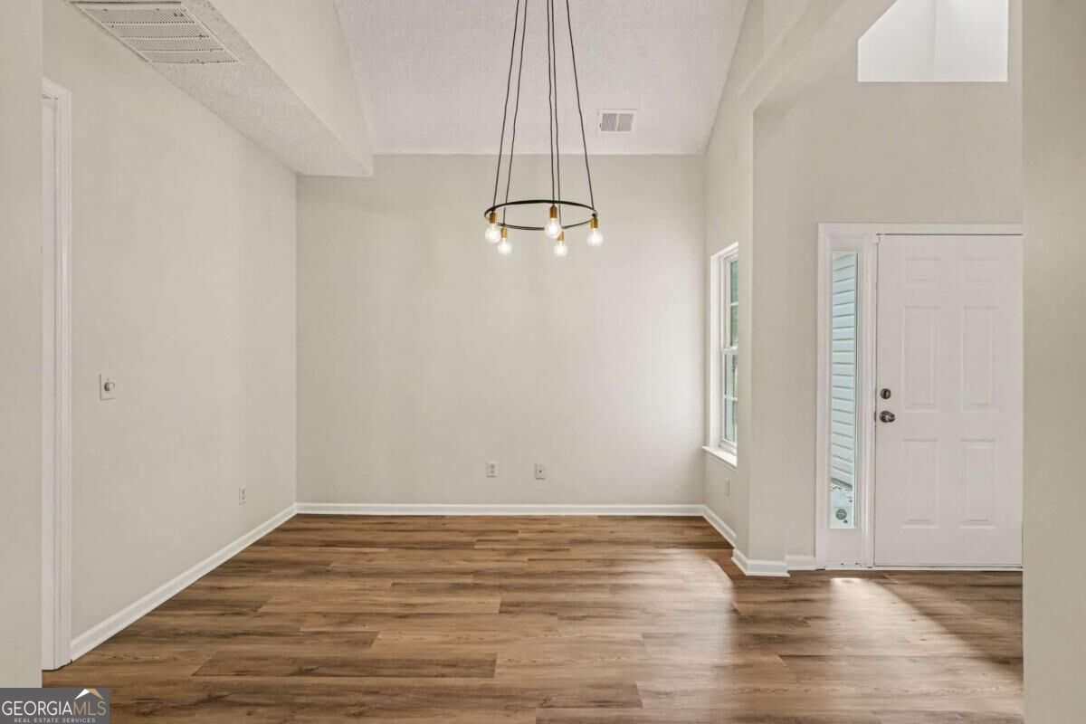 311 Sweetbriar LN