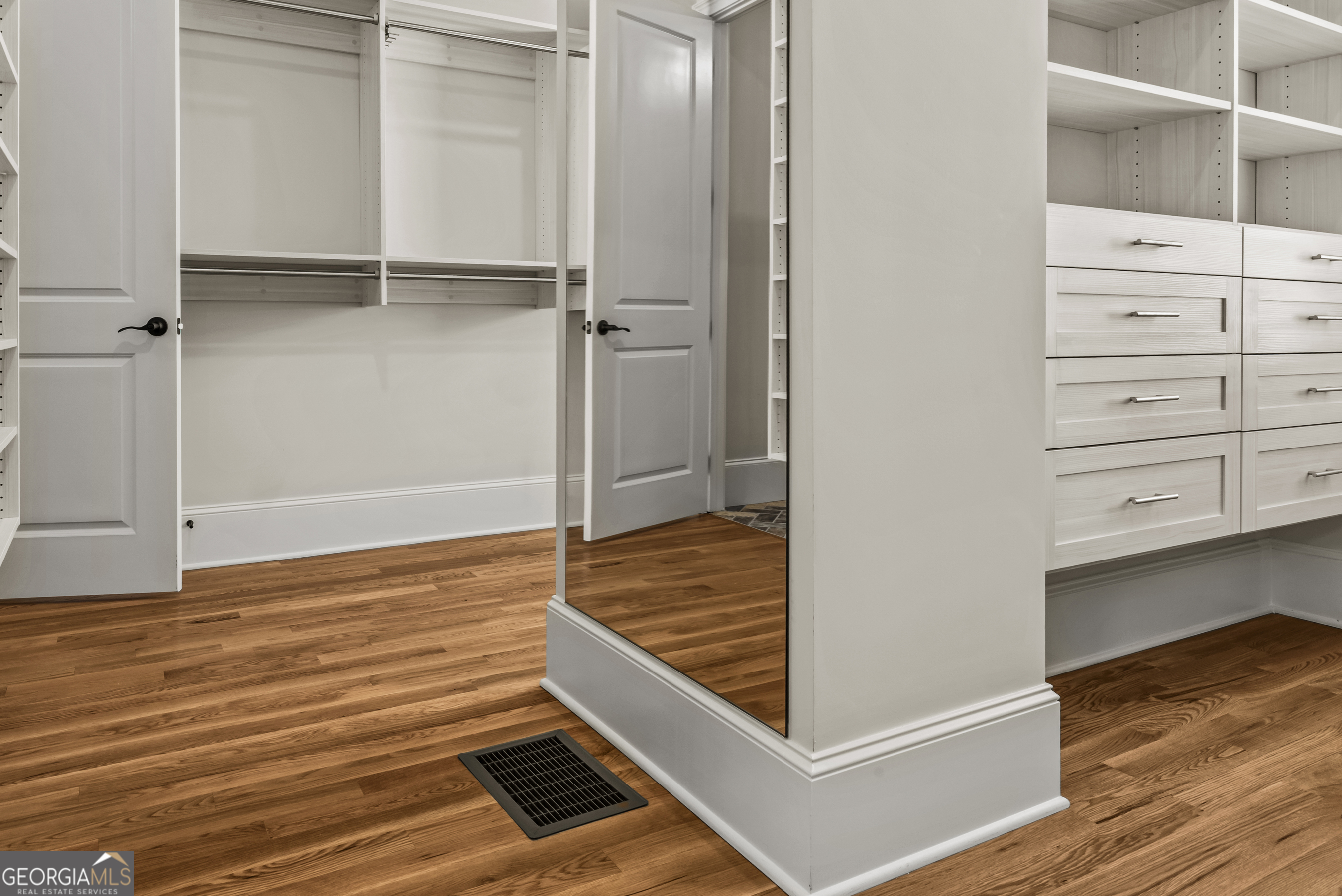 The Georgia Club - Residential