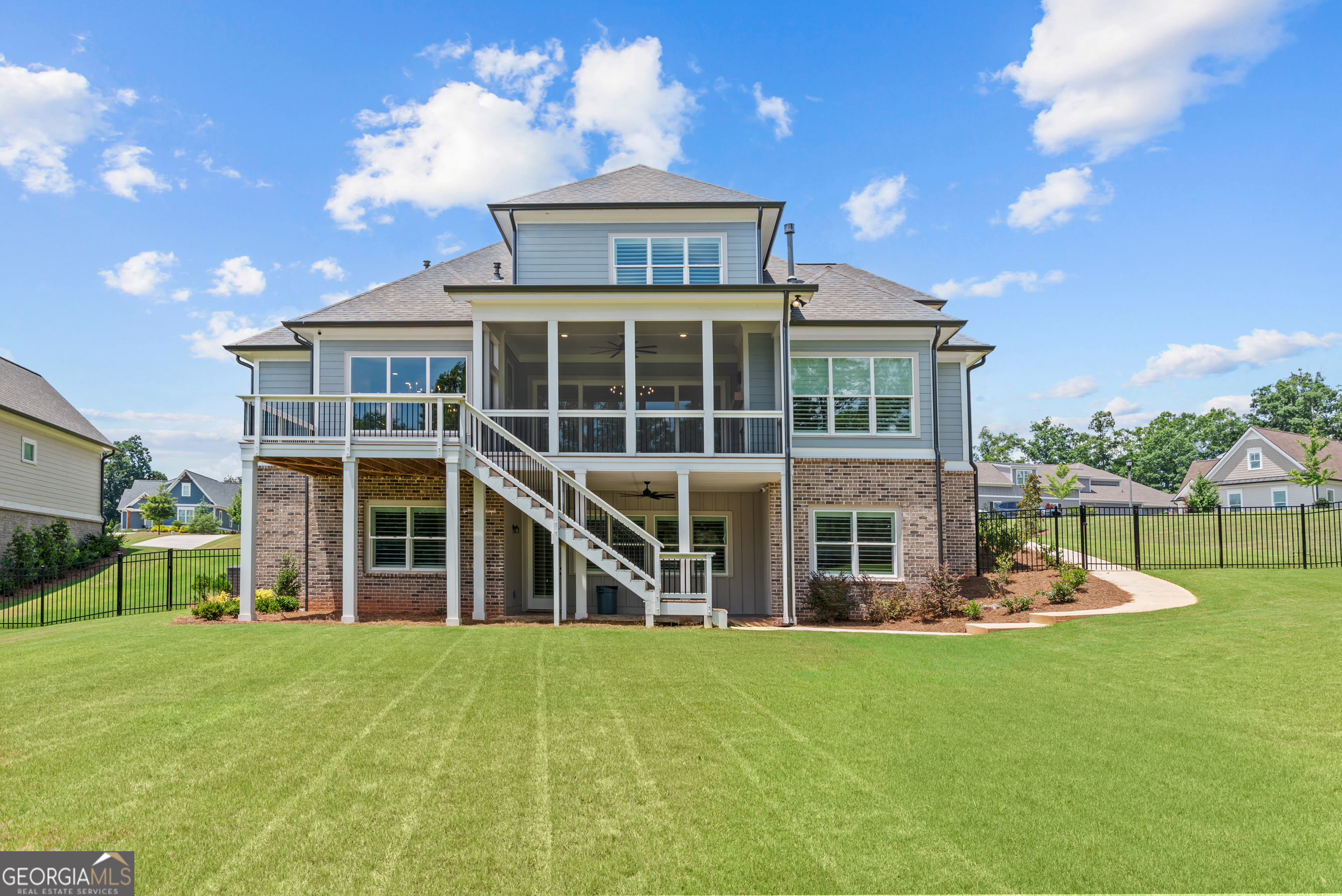 The Georgia Club - Residential