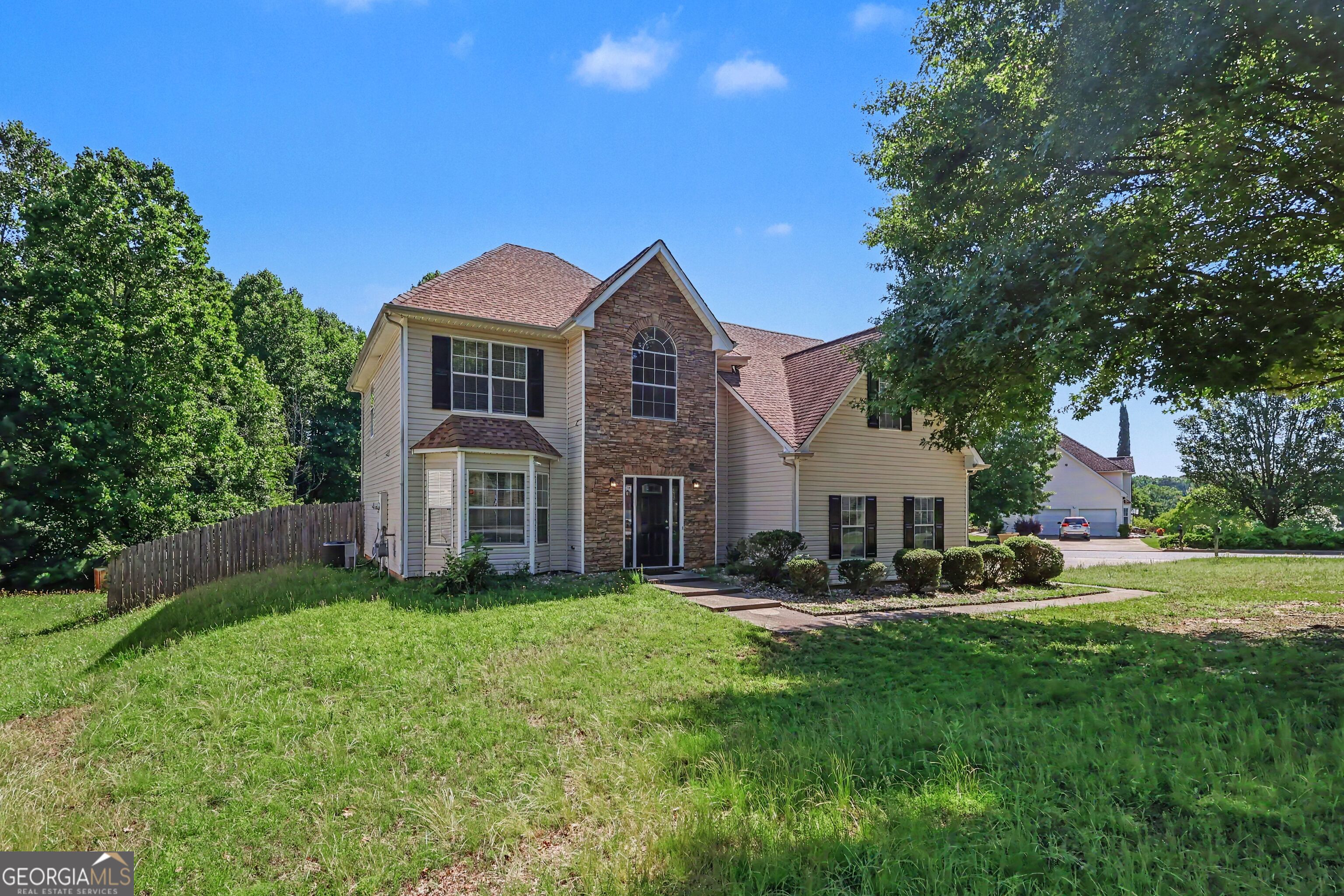 2538 Mead CT