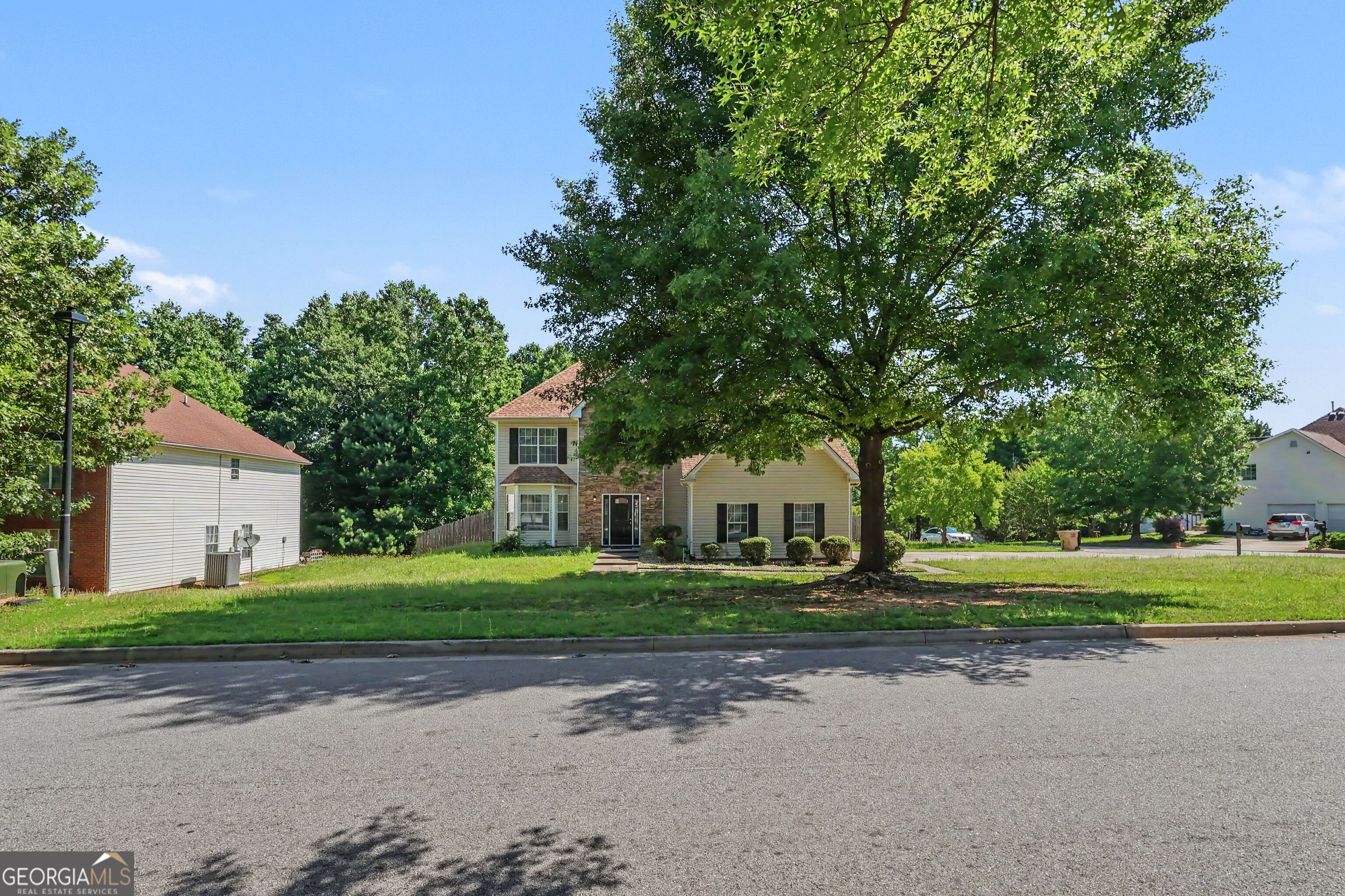 2538 Mead CT