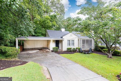 Photo of 224 Peachtree Way NE, Atlanta, GA 30305 (MLS # 10582723)