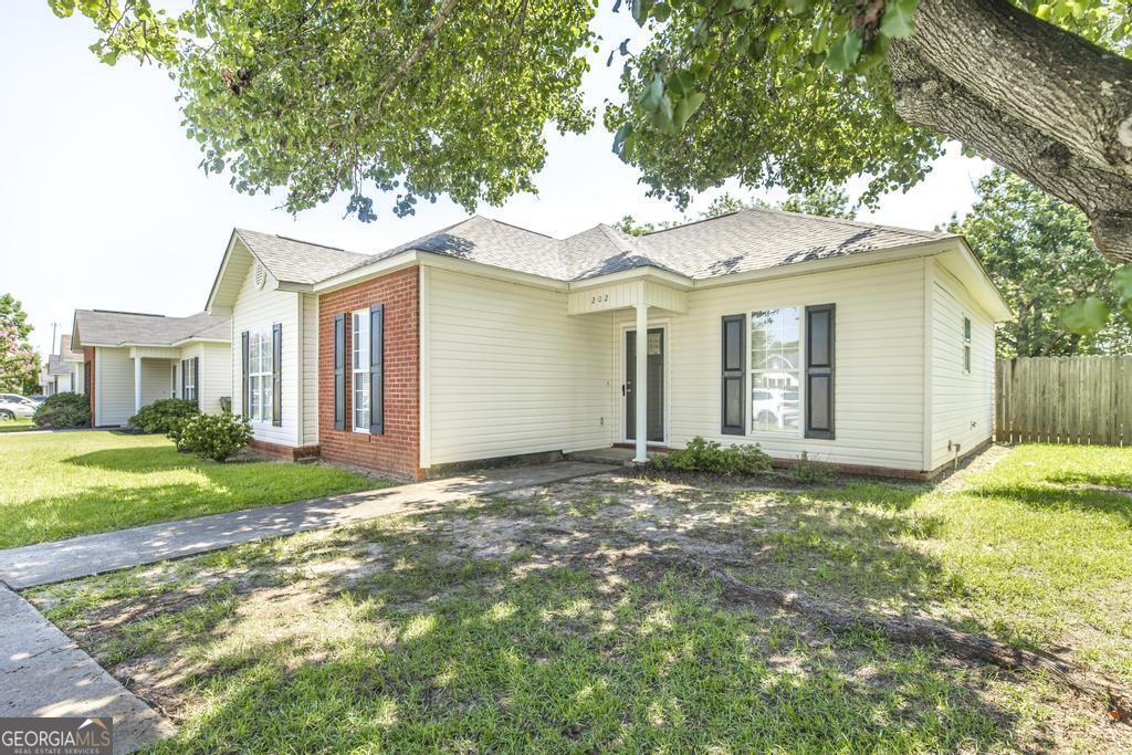 202 Norman LN