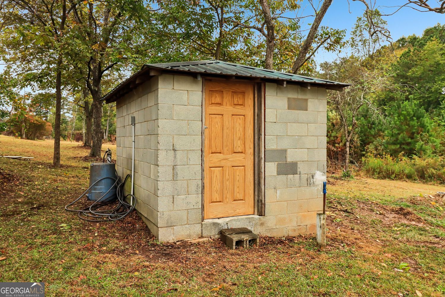 none - 2 acres - Residential