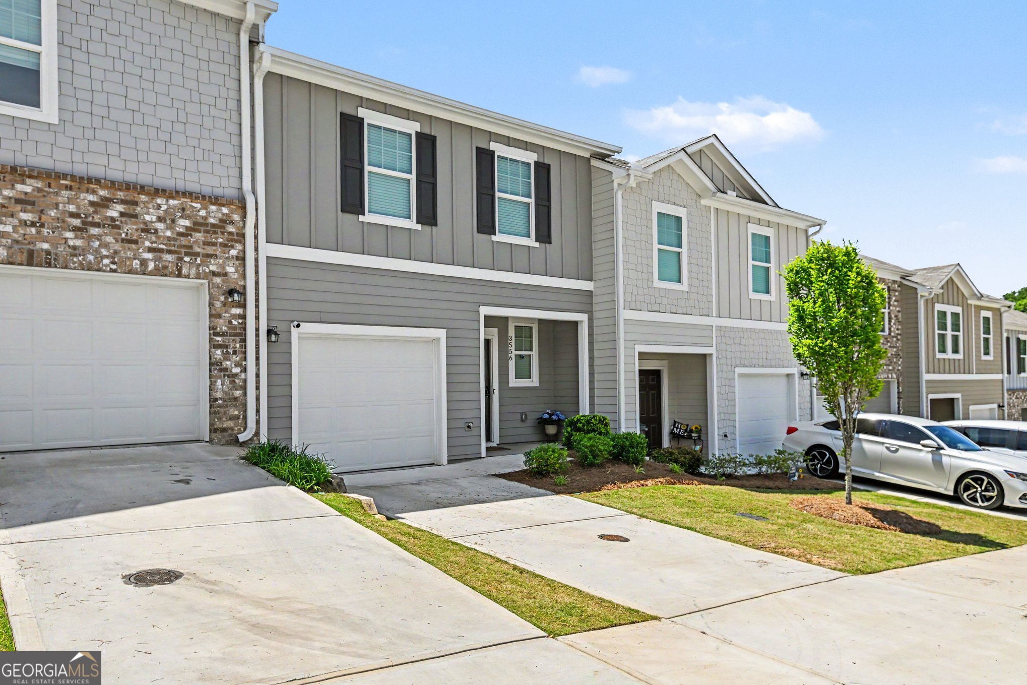 3556 Bluebird CT SW