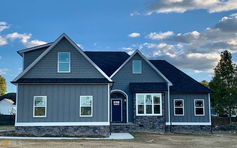 Photo of 14 Trotters Lane, Rome, GA 30165 (MLS # 20081056)