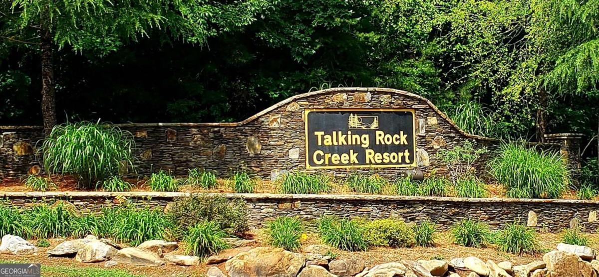 Talking Rock Creek is a gated community with great amenities including a club house, tennis courts, and swimming pool. Lot 326 is located about one mile from the front gate and has easy access to Hwy 136. Both Ellijay and Jasper are only minutes away. Lot 326 offers potential views of Carters Lake and the mountains to the north.
