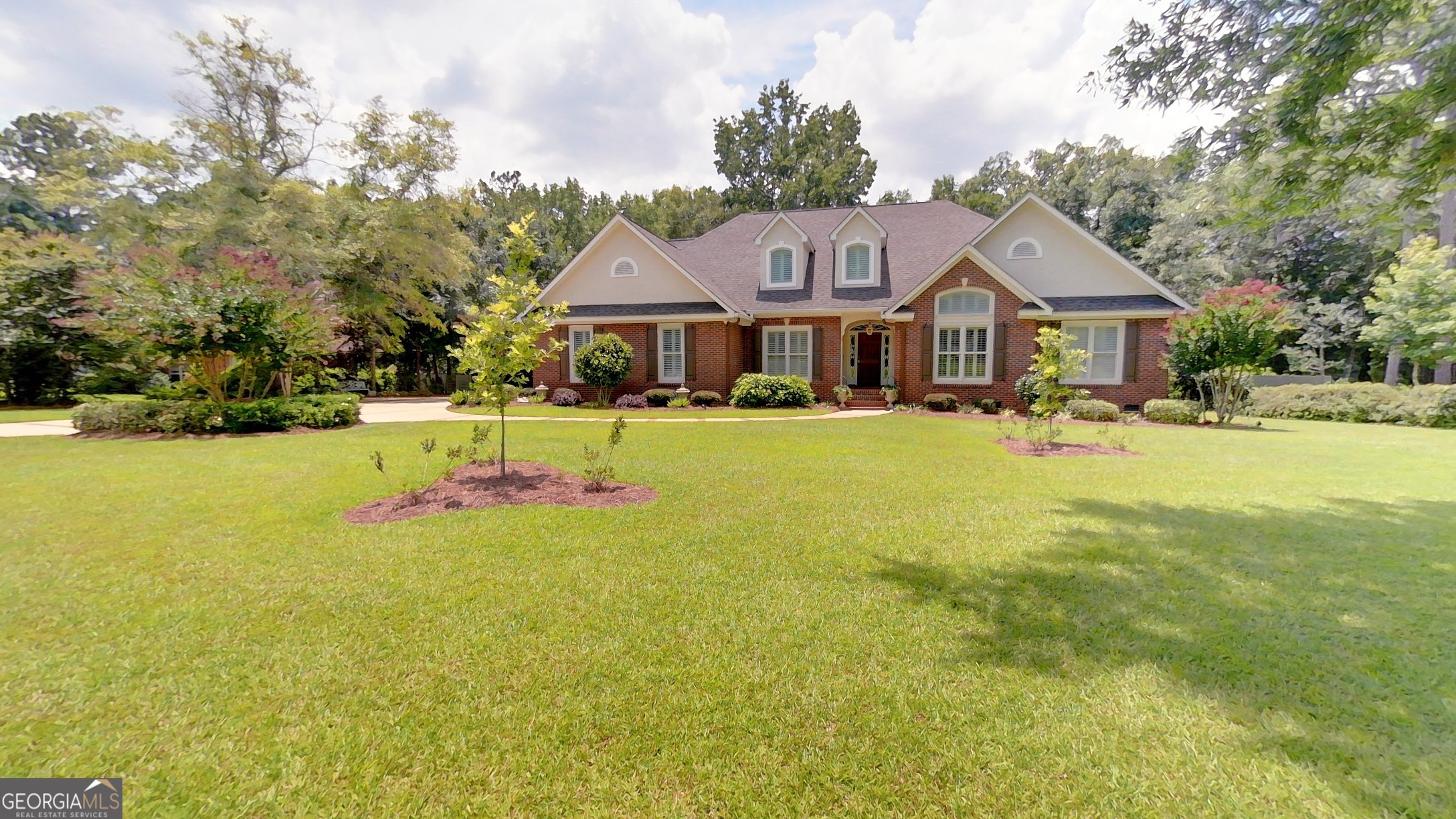 114 Stratford WAY