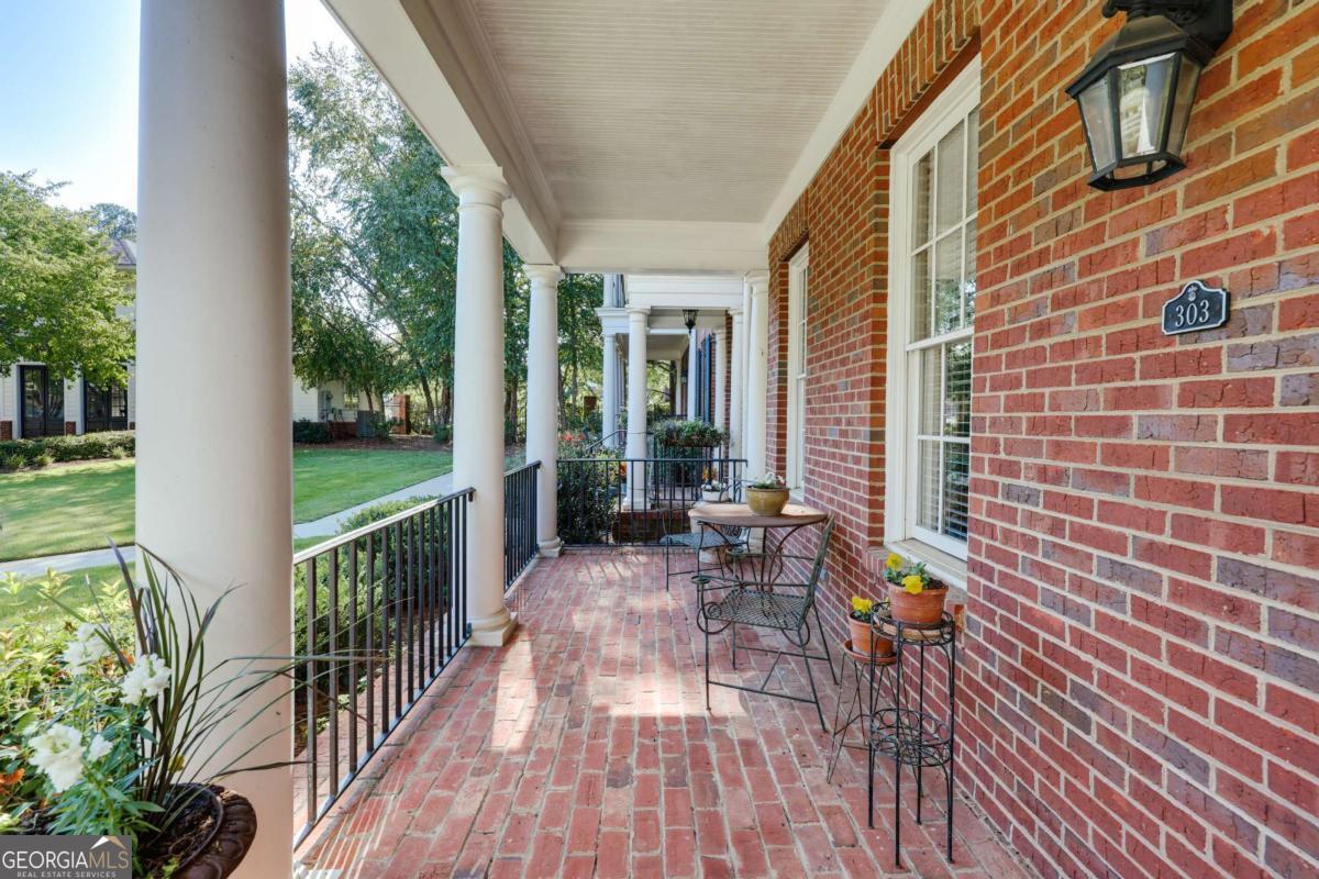 100 Ansonborough LN 303