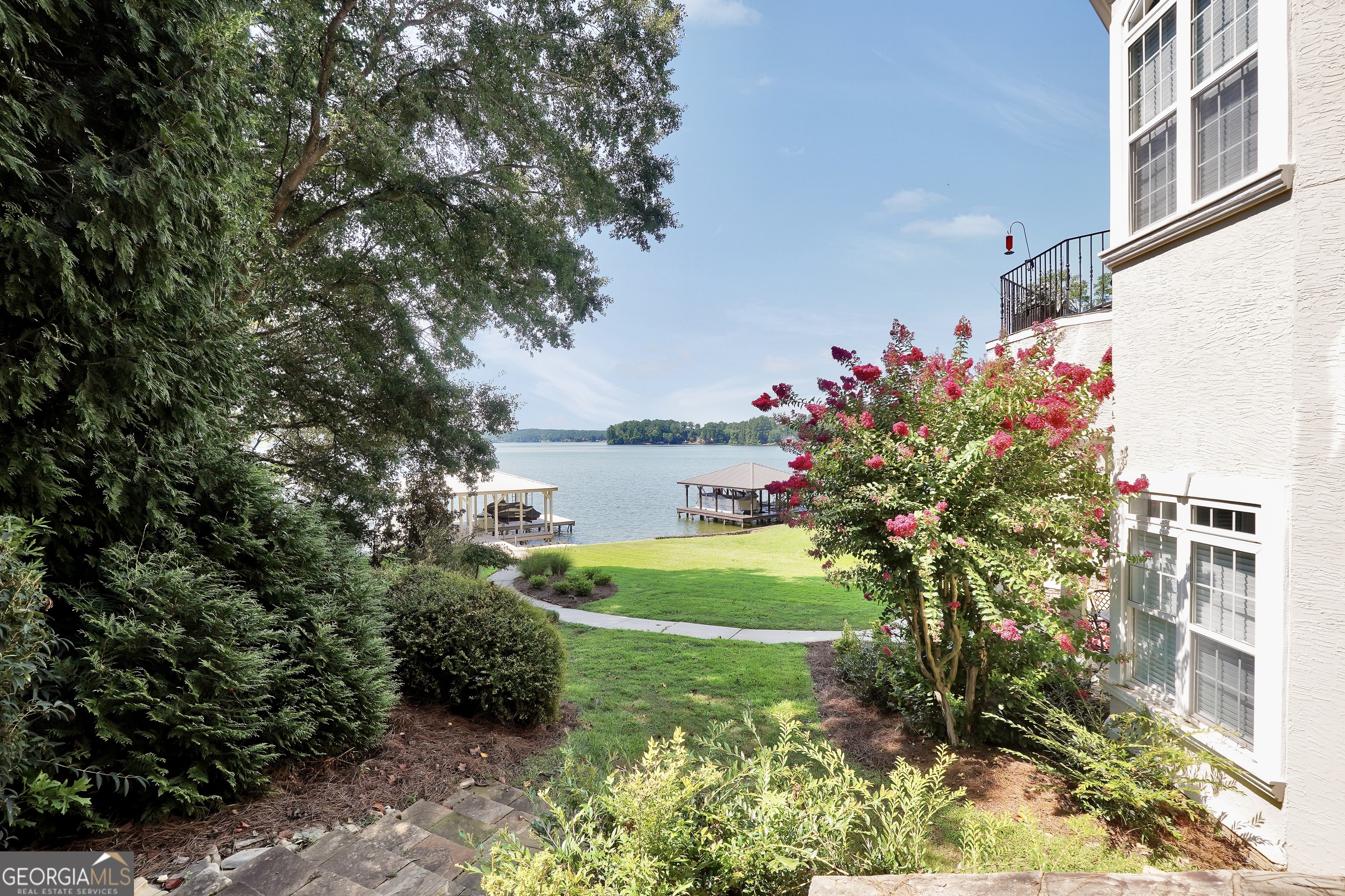 781 Cardinal DR