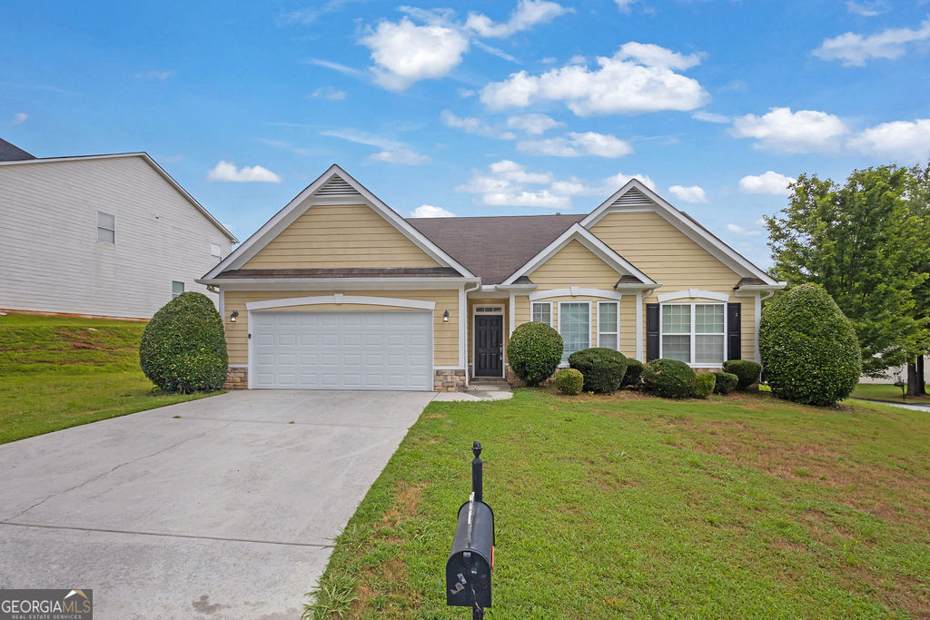 Make a great deal even better with Massive savings through special loan programs with the Preferred Lender Envoy Mortgage with Aubrey Wilcox! Ask the Listing Team for the introduction for up to 100% Financing or even interest rates in the 4s! This move-in ready home in Union City delivers both space and convenience. 8900 Crestview Circle offers a modern floor plan with generous bedrooms, an open kitchen, and plenty of natural light throughout. Located just minutes from the airport, major highways, and downtown Atlanta, Union City is an increasingly popular location for commuters and investors alike. Enjoy proximity to parks, shopping, and local dining. This home is an excellent opportunity for homeowners or investors seeking a turnkey property in a well-connected neighborhood.
