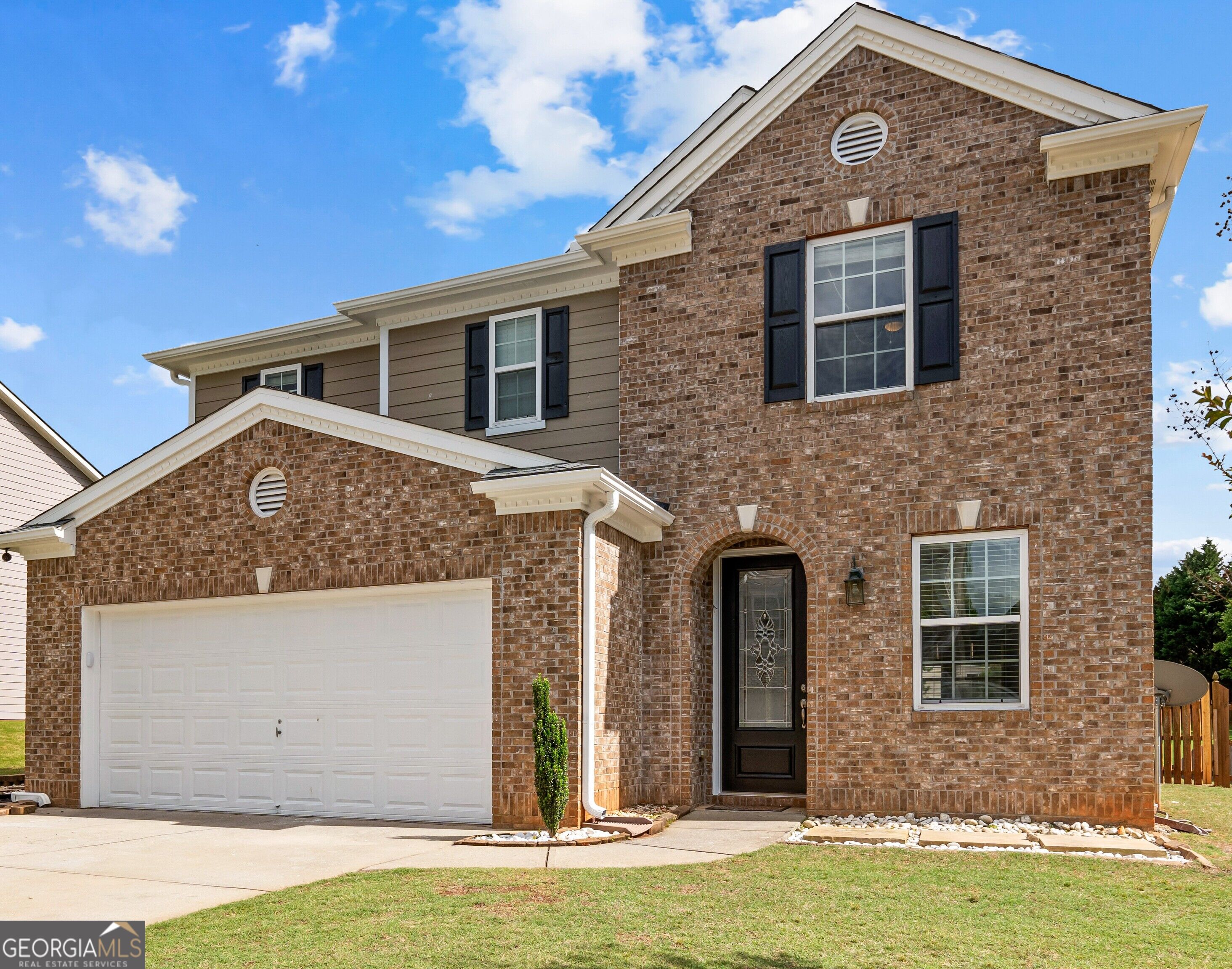 145 Paxton PL
