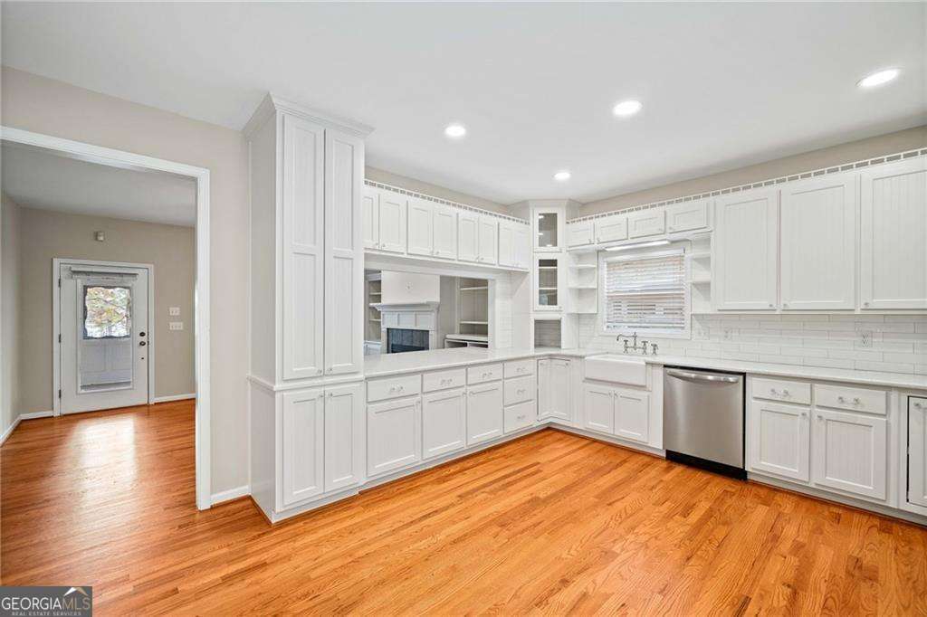 5500 Mccoy RD NW 15