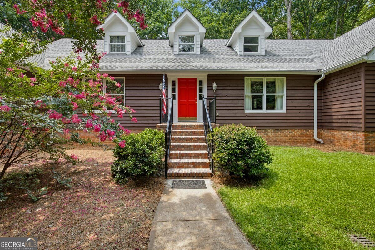 1244 Timberland DR SE