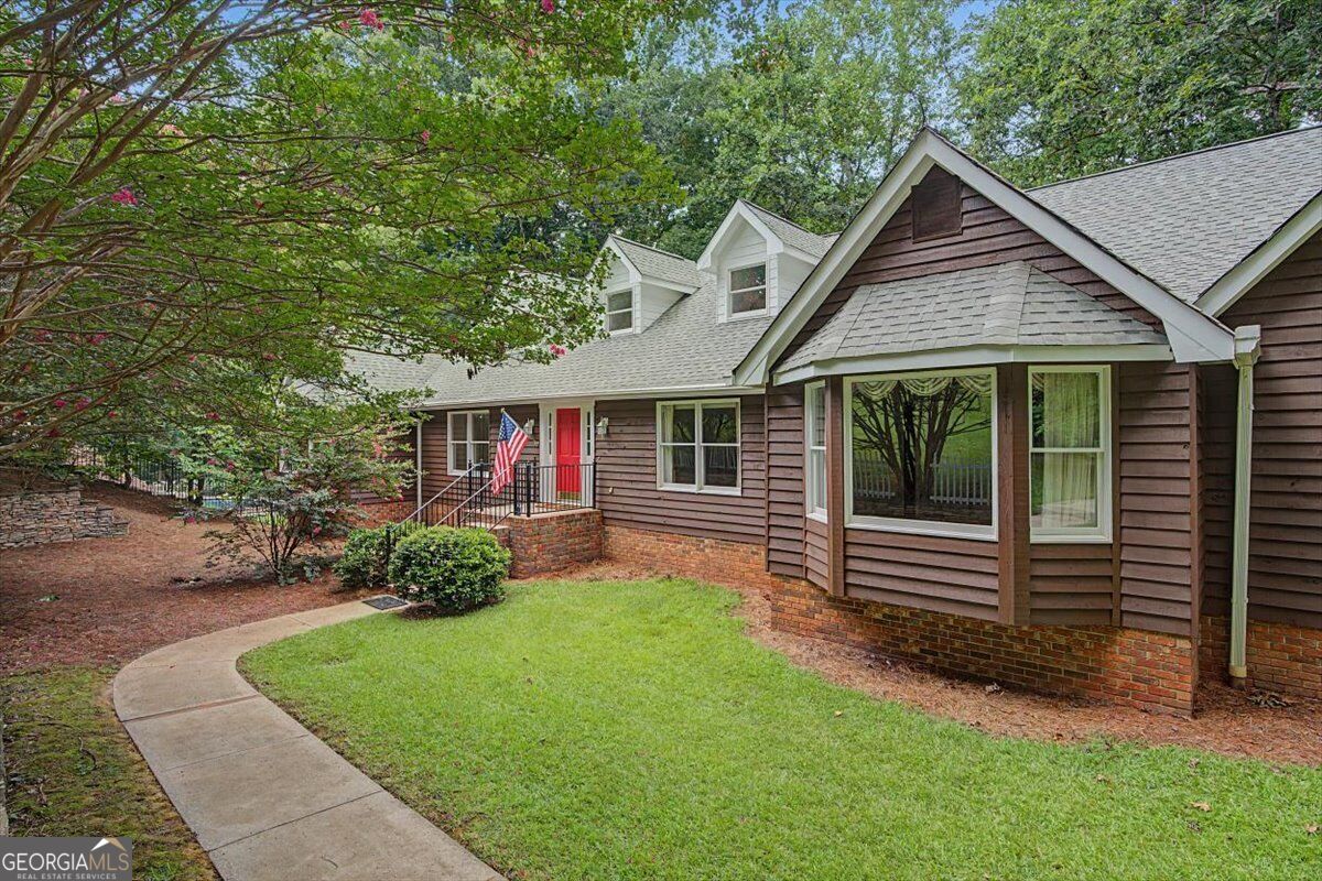 1244 Timberland DR SE