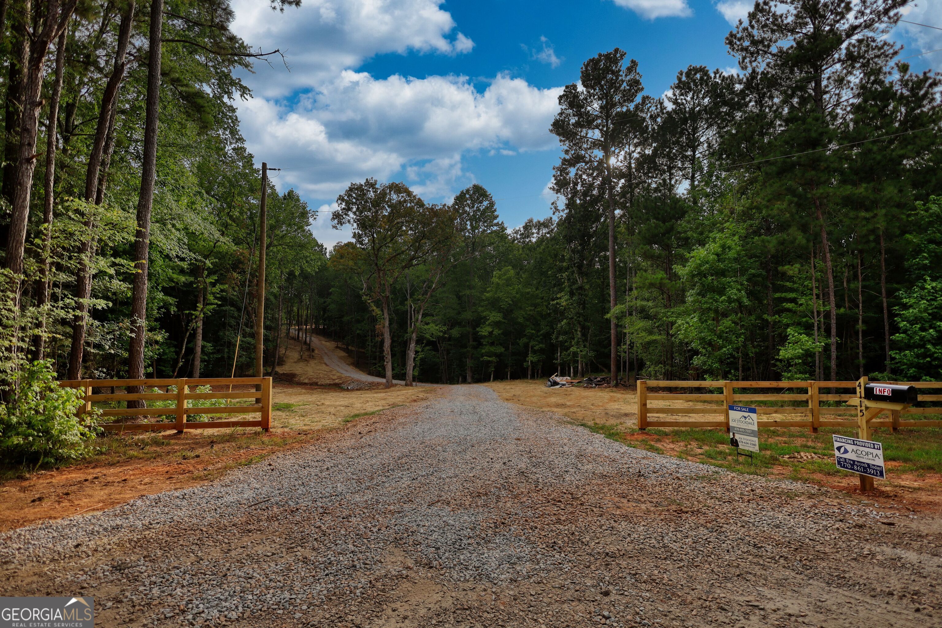 4115 Mount Paran DR
